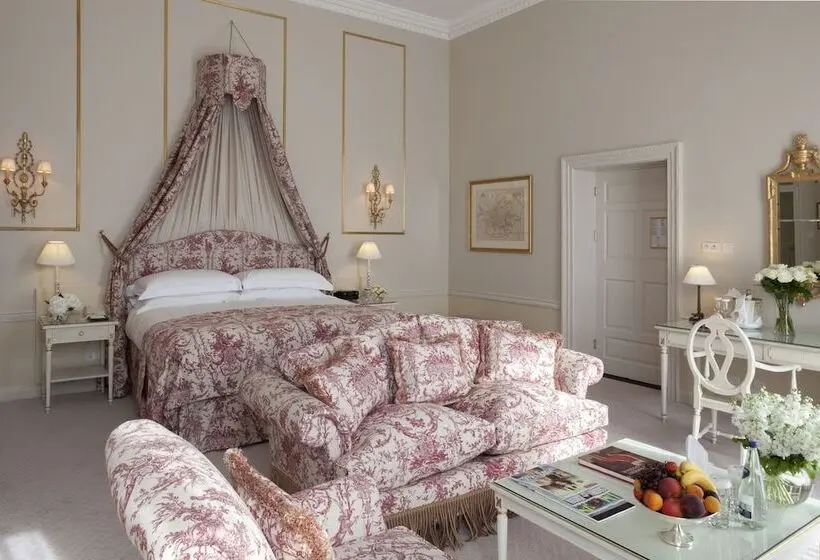 اتاق استاندارد, The Merrion