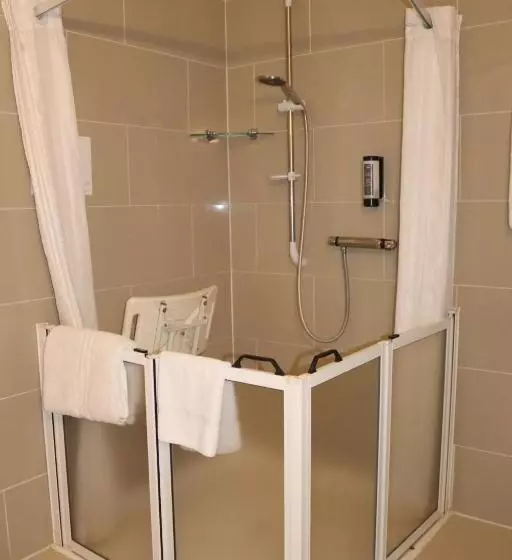 身障者適用スタンダードルーム, Tulfarris Hotel And Golf Resort