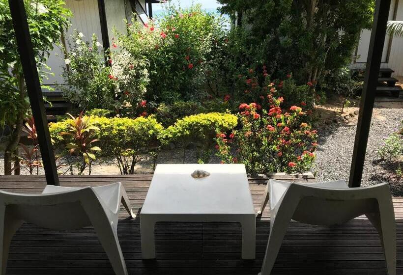 ویلای استاندارد با چشم‌انداز باغ, Pension Motu Iti