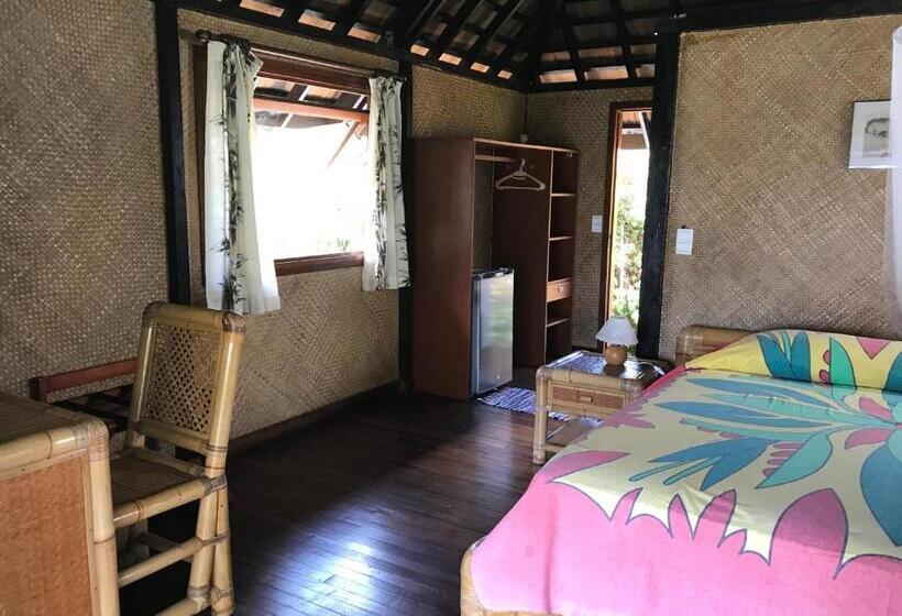 ویلای استاندارد با چشم‌انداز باغ, Pension Motu Iti