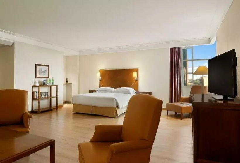 Suite Executiva Cama King, Hilton Rome Airport