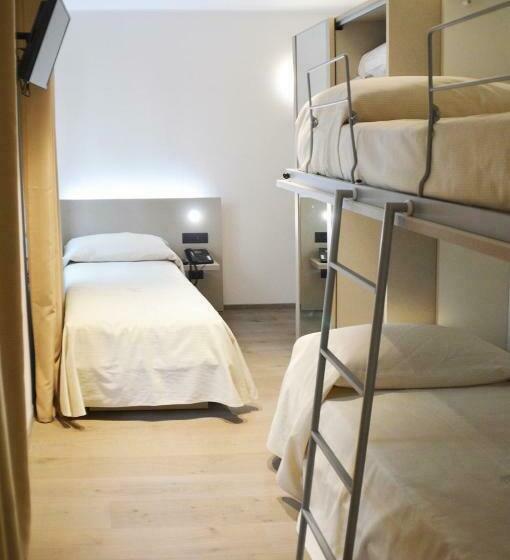 اتاق استاندارد سه نفره, Il Loggiato Dei Serviti