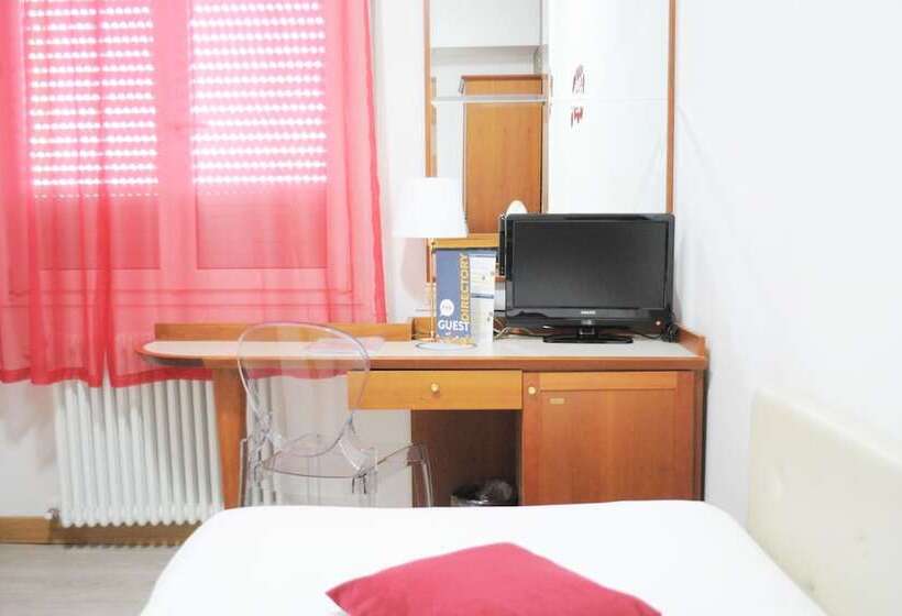 اتاق استاندارد یک نفره, Maggiore