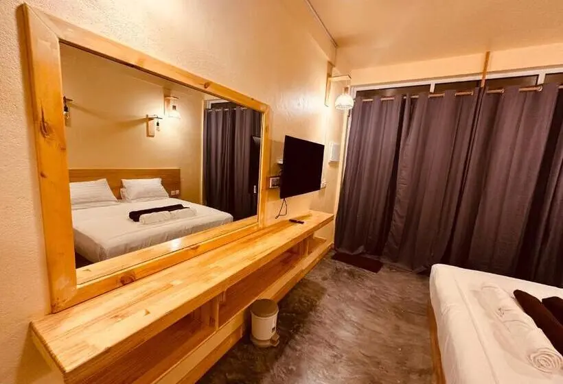 اتاق استاندارد با چشم‌انداز باغ, Relax Lodge