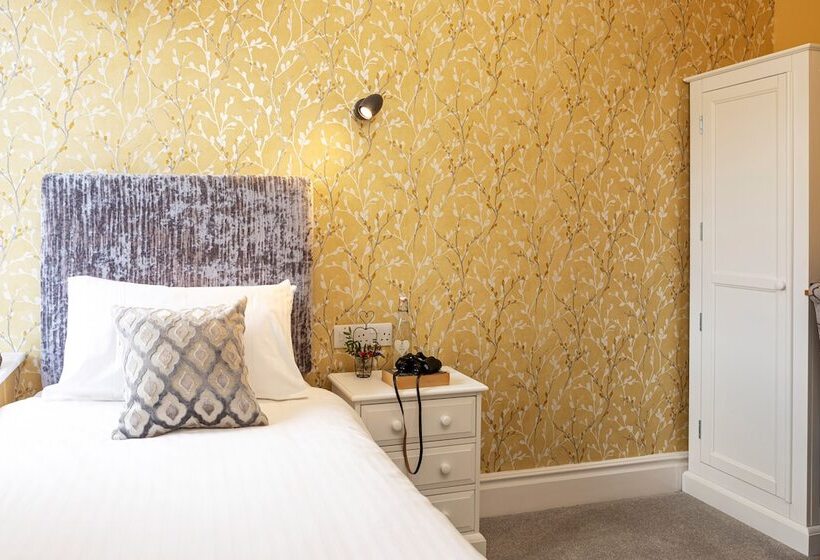 חדר סטנדרט יחיד, Elder Grove