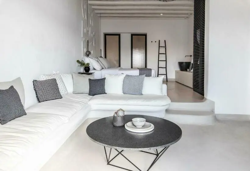 سوییت جونیور با چشم‌انداز دریا, Nimbus Mykonos