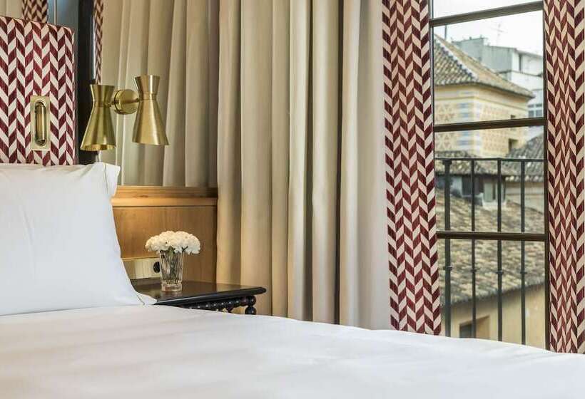 اتاق لوکس, Palacio Solecio, A Small Luxury Hotel Of The World