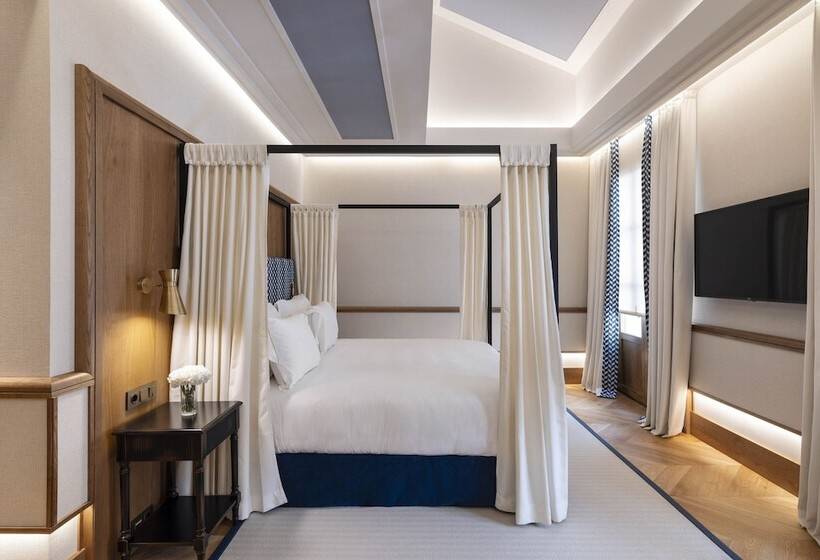 اتاق لوکس, Palacio Solecio, A Small Luxury Hotel Of The World