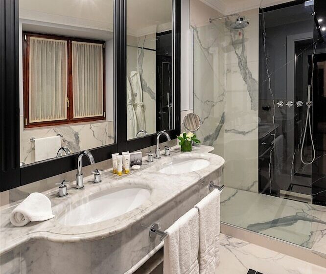 اتاق خانوادگی, Baglioni Hotel Regina   The Leading Hotels Of The World