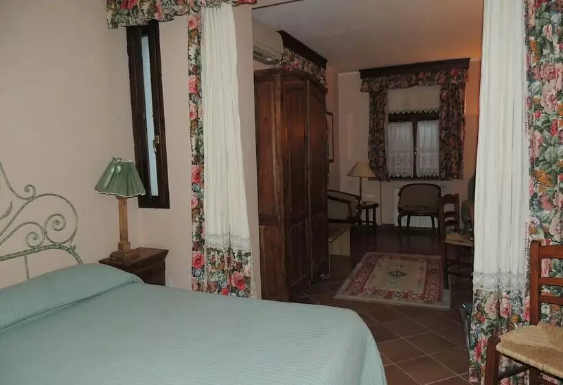Standard Yhden Hengen Huone, Country Relais I Due Laghi