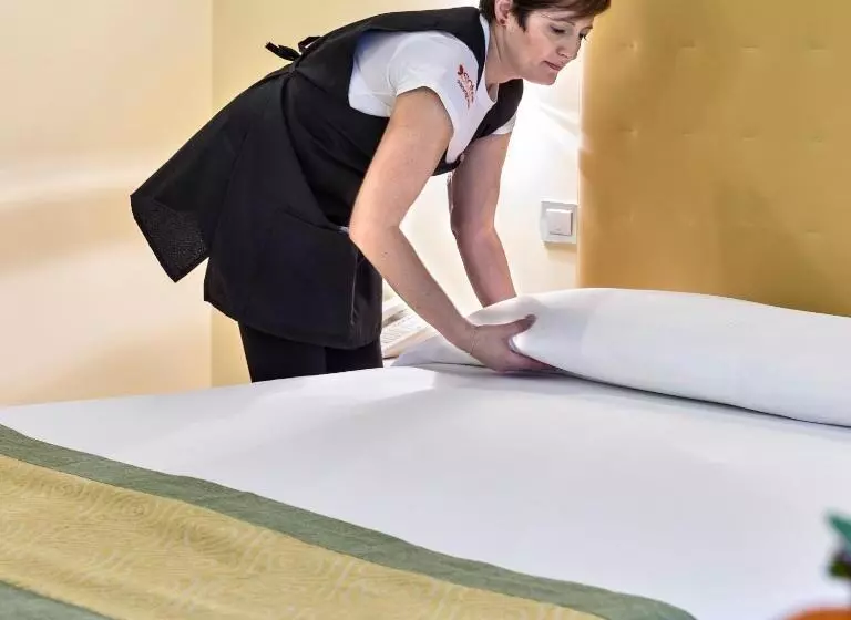 اتاق استاندارد یک نفره, Mercure Villa Romanazzi Carducci Bari