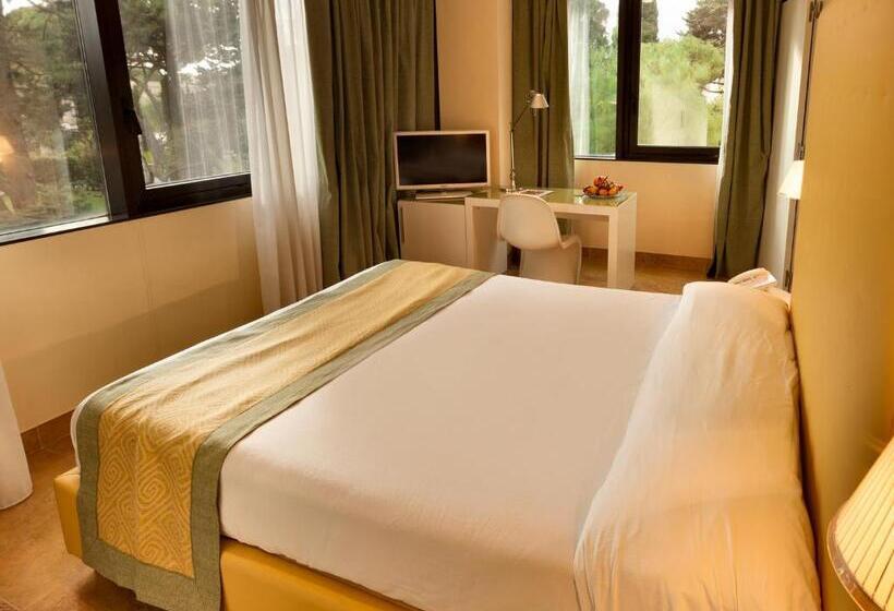 סוויטת ג'וניור, Mercure Villa Romanazzi Carducci Bari