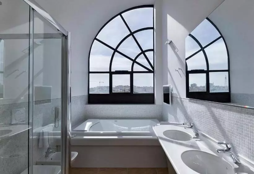 سوییت, Mercure Villa Romanazzi Carducci Bari