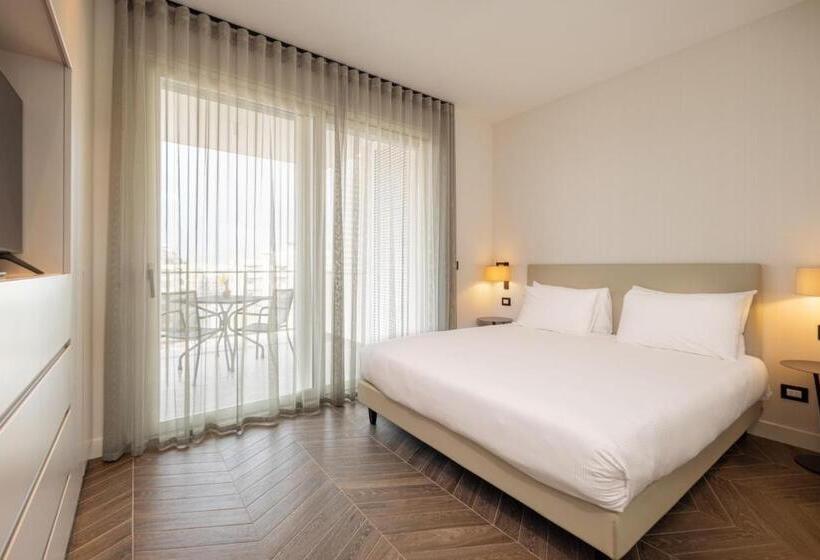 آپارتمان لوکس 1 خوابه, Mercure Villa Romanazzi Carducci Bari