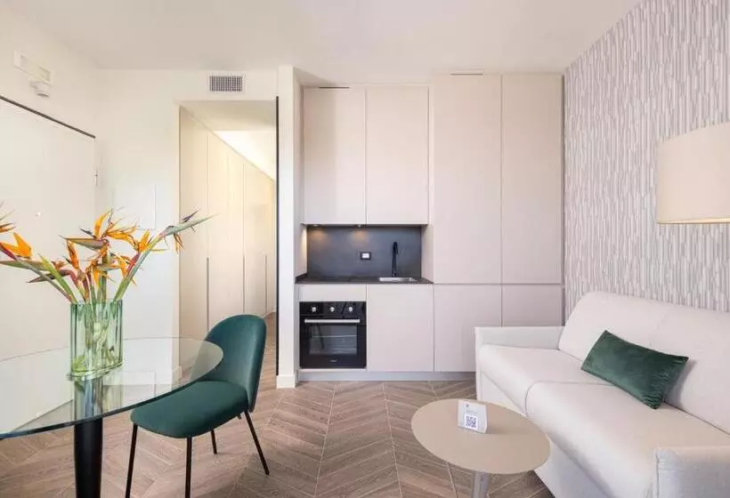 آپارتمان لوکس 1 خوابه, Mercure Villa Romanazzi Carducci Bari