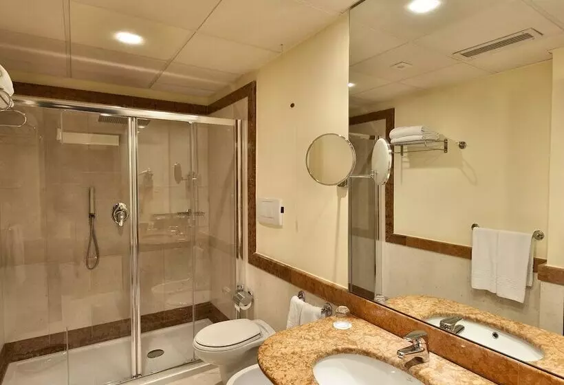 سوییت جونیور, Mercure Villa Romanazzi Carducci Bari