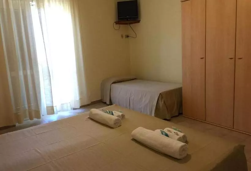 Quarto Triplo Standart, Riviera