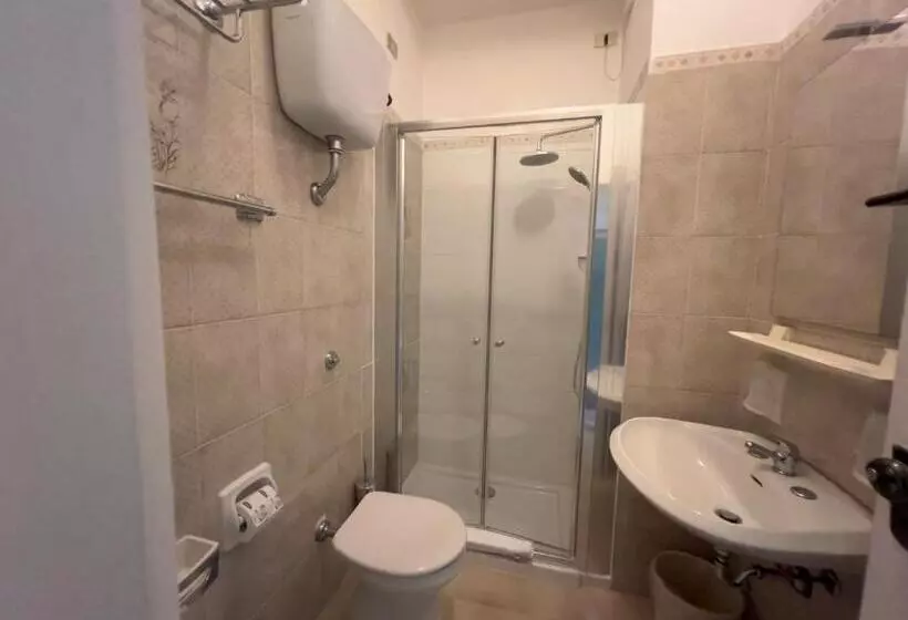 Quarto Triplo Standart, Riviera