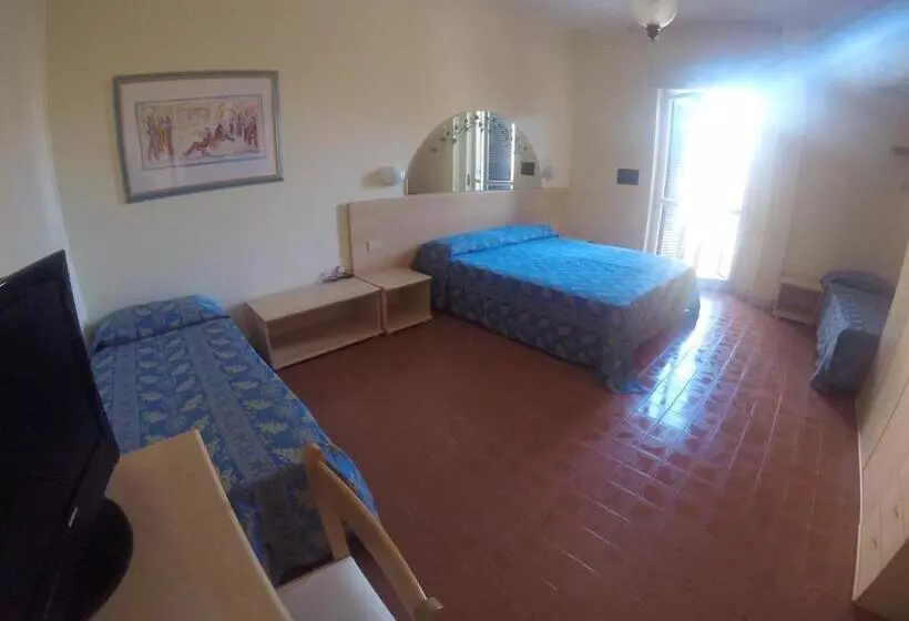 Quarto Quádruplo Standard, Riviera