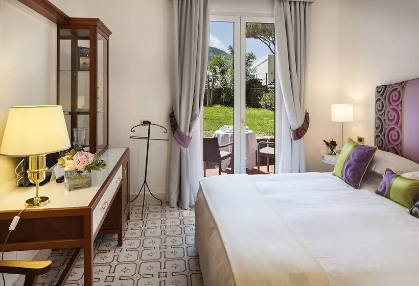Comfort-huone, San Montano Resort & Spa