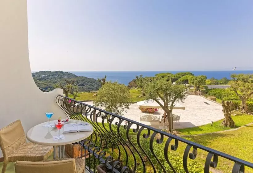 Comfort-huone, San Montano Resort & Spa