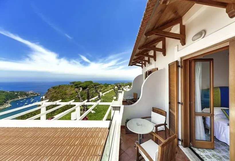 Standard-huone Sivuttainen Merinäkymä, San Montano Resort & Spa