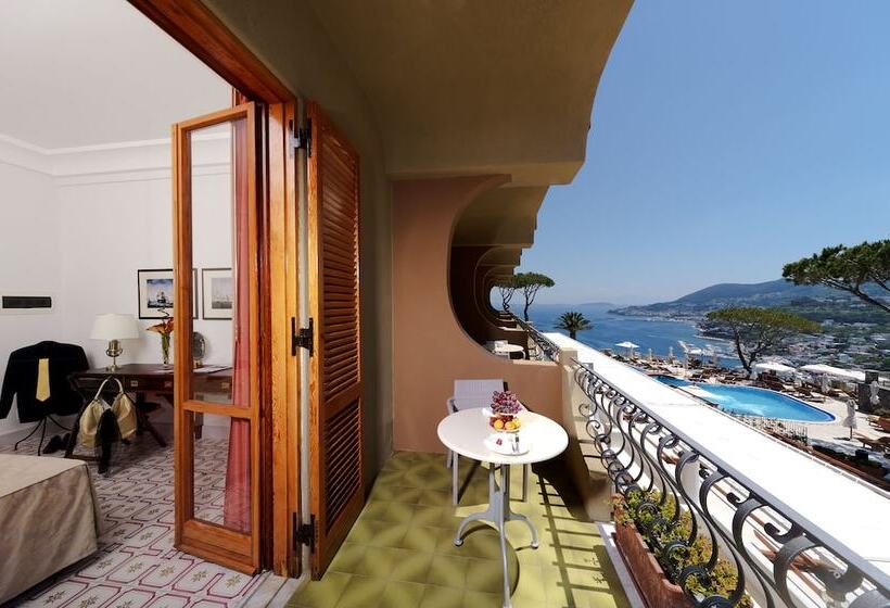 غرفة قياسية إطلالة جانبية علي البحر, San Montano Resort & Spa