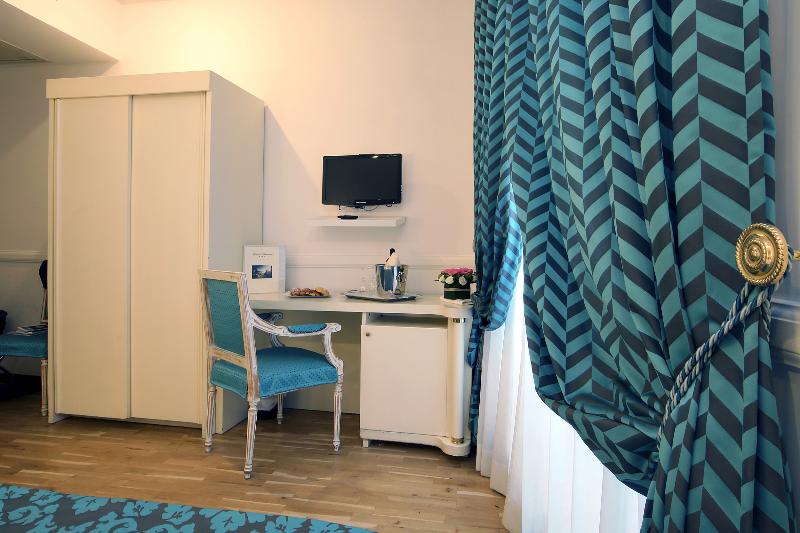 חדר סטנדרט יחיד, Traiano