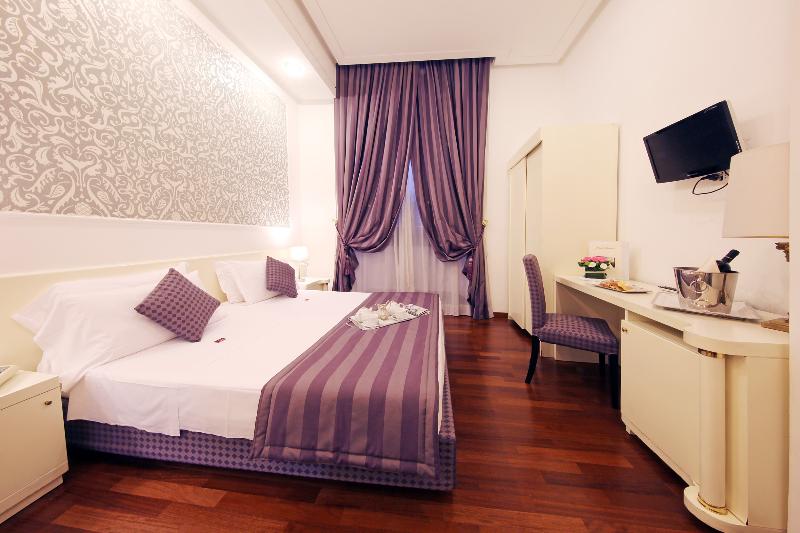 חדר סטנדרט, Traiano