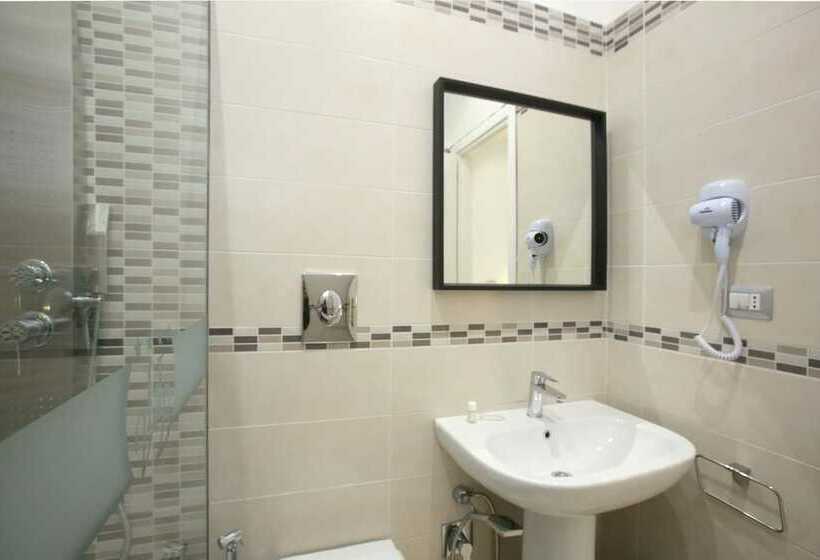 اتاق استاندارد یک نفره, Vergilius Billia