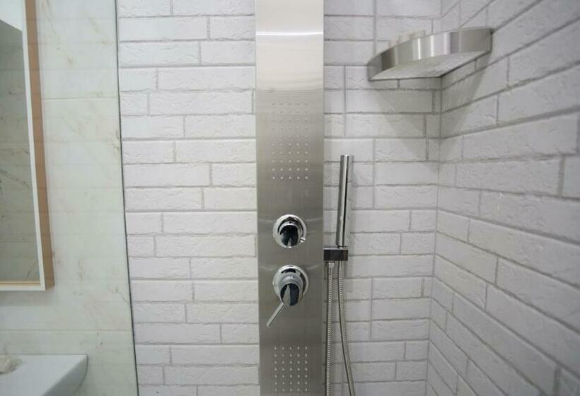 اتاق استاندارد, Vergilius Billia