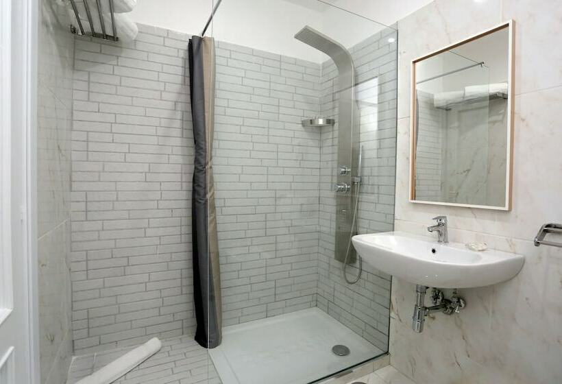 اتاق استاندارد, Vergilius Billia