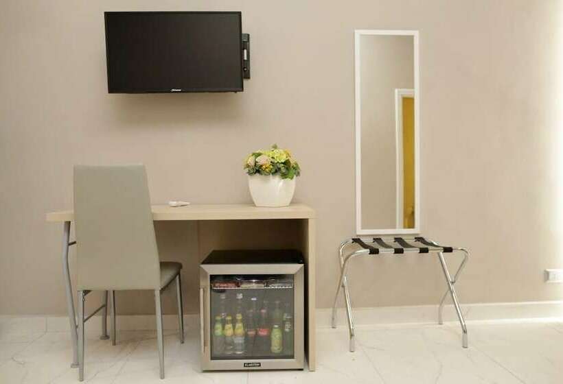 اتاق سوپریور, Vergilius Billia