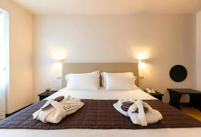 デラックスルーム, Villa Cipressi, By R Collection Hotels