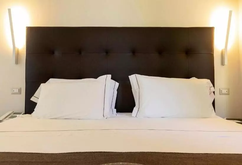 キングサイズベッドのスタンダードルーム, Villa Cipressi, By R Collection Hotels
