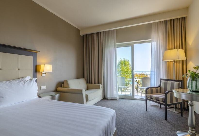 جناح جونيور مطل علي البحيرة, Villa Rosa Hotel Desenzano