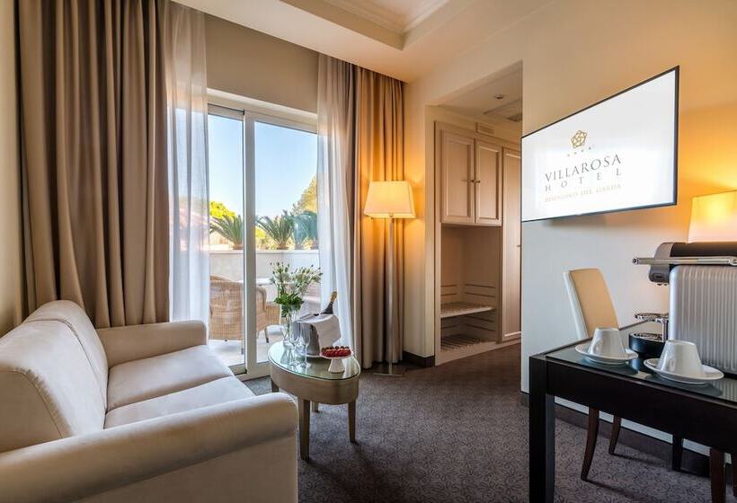 Suite with lake view, Villa Rosa Hotel Desenzano