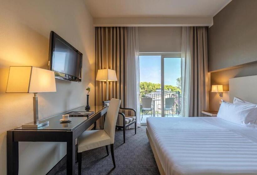 غرفة قياسية مزوَّدة بشُرفة, Villa Rosa Hotel Desenzano