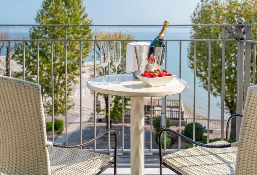 جناح جونيور مطل علي البحيرة, Villa Rosa Hotel Desenzano