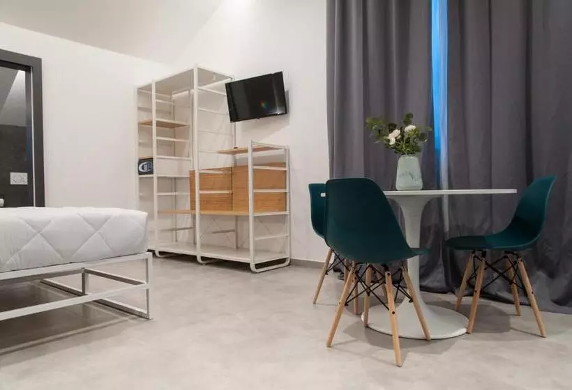 סוויטה, Residence Hotel Moderno