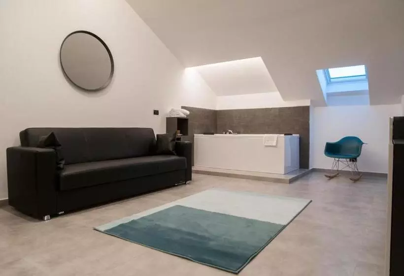 סוויטה, Residence Hotel Moderno