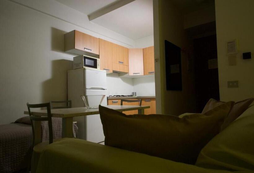 استودیوی استاندارد, Residence Parmigianino