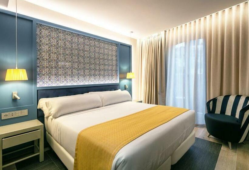 اتاق استاندارد با بالکن, Catalonia Porto