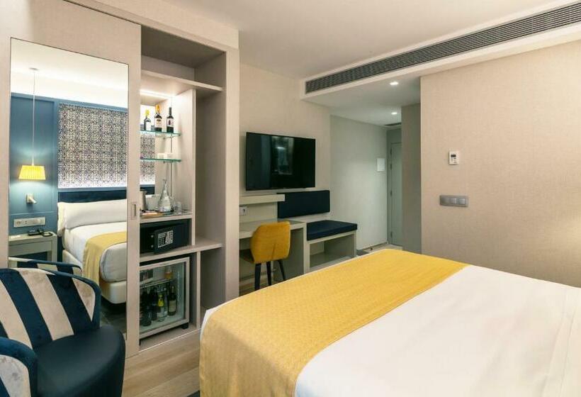 اتاق استاندارد با بالکن, Catalonia Porto