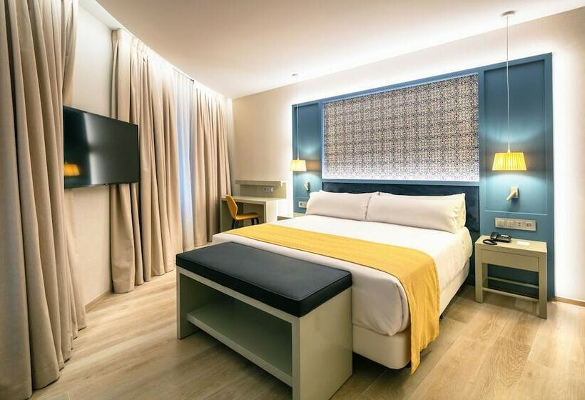 اتاق لوکس, Catalonia Porto