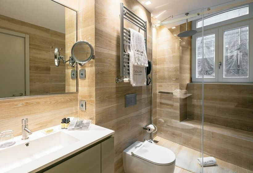 اتاق لوکس, Catalonia Porto