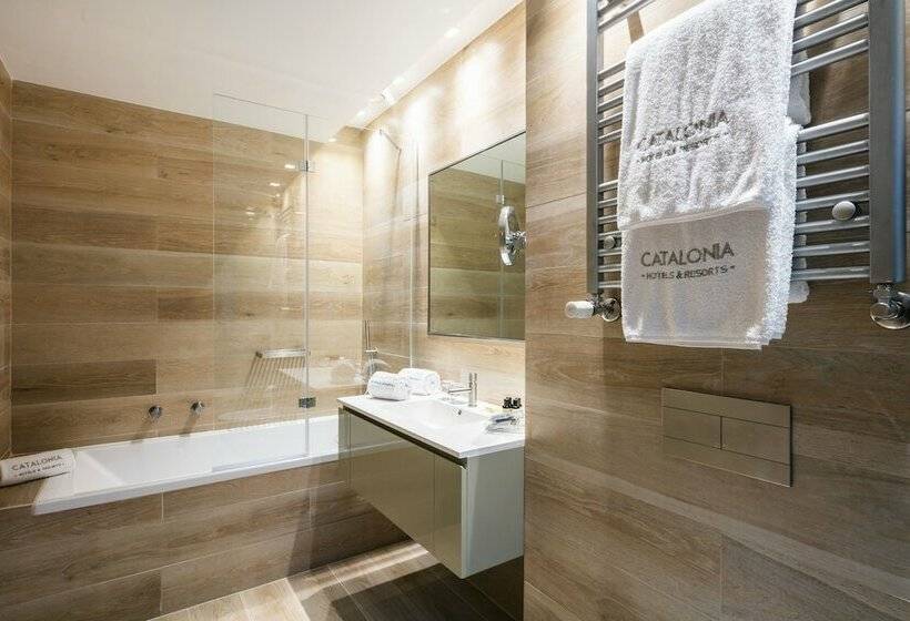 اتاق لوکس, Catalonia Porto