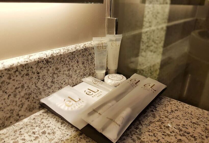 Номер Superior, El Hotel Yogyakarta Malioboro