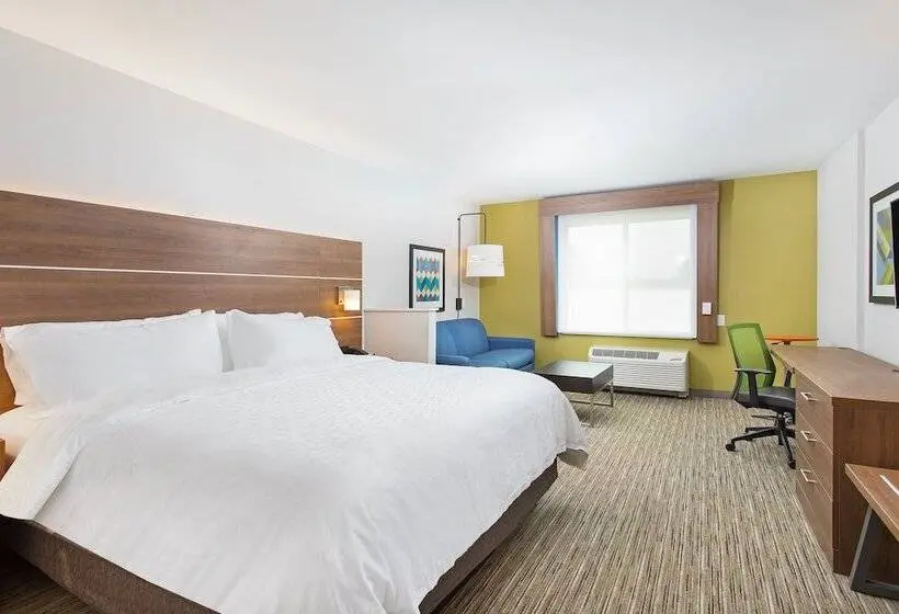 身障者適用スイートルーム, Holiday Inn Express & Suites   La Grange, An Ihg