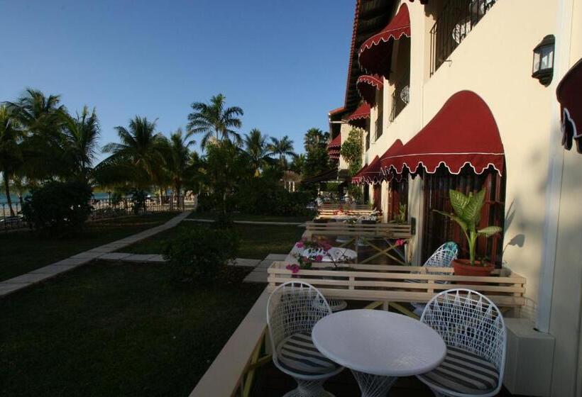 اتاق استاندارد با تخت دوبل و چشمانداز دریا, Charela Inn